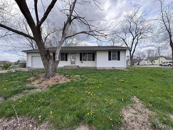 $83,000 | 701 Sumner Street, Jerseyville, IL 62052