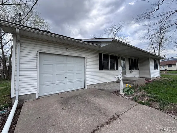 $83,000 | 701 Sumner Street, Jerseyville, IL 62052