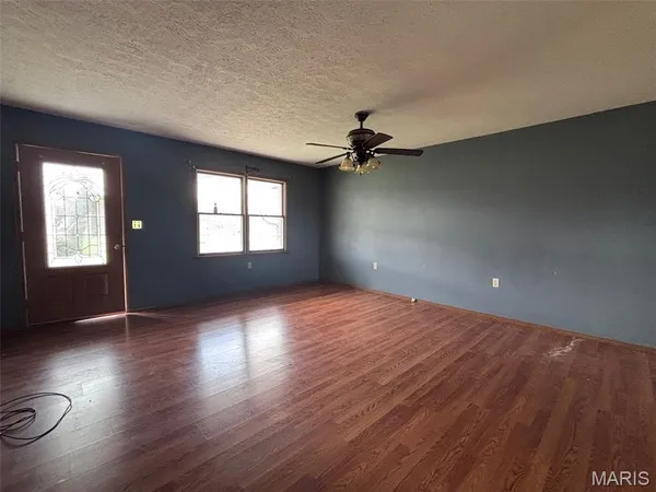 $83,000 | 701 Sumner Street, Jerseyville, IL 62052