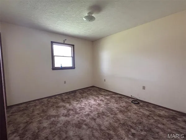 $83,000 | 701 Sumner Street, Jerseyville, IL 62052