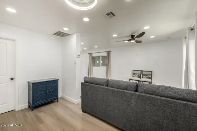 $450,000 | 2142 West Coolidge Street, Phoenix, AZ 85015