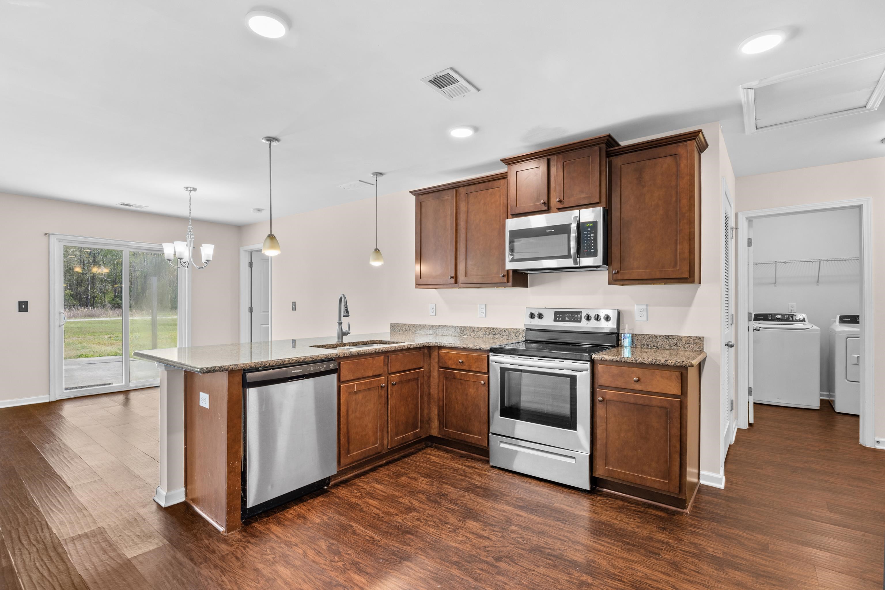 3015 Holly Loop Conway, SC 29527 - Photo 9 of 37