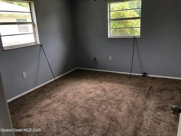 $1,800 | 423 Count Street, Melbourne, FL 32901