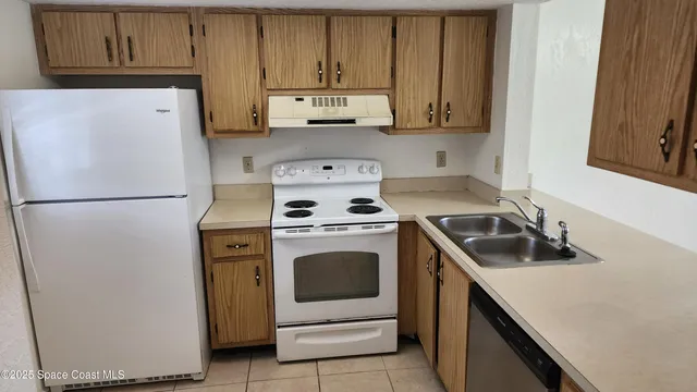 $1,250 | 1708 University Lane, Unit 508, Cocoa, FL 32922