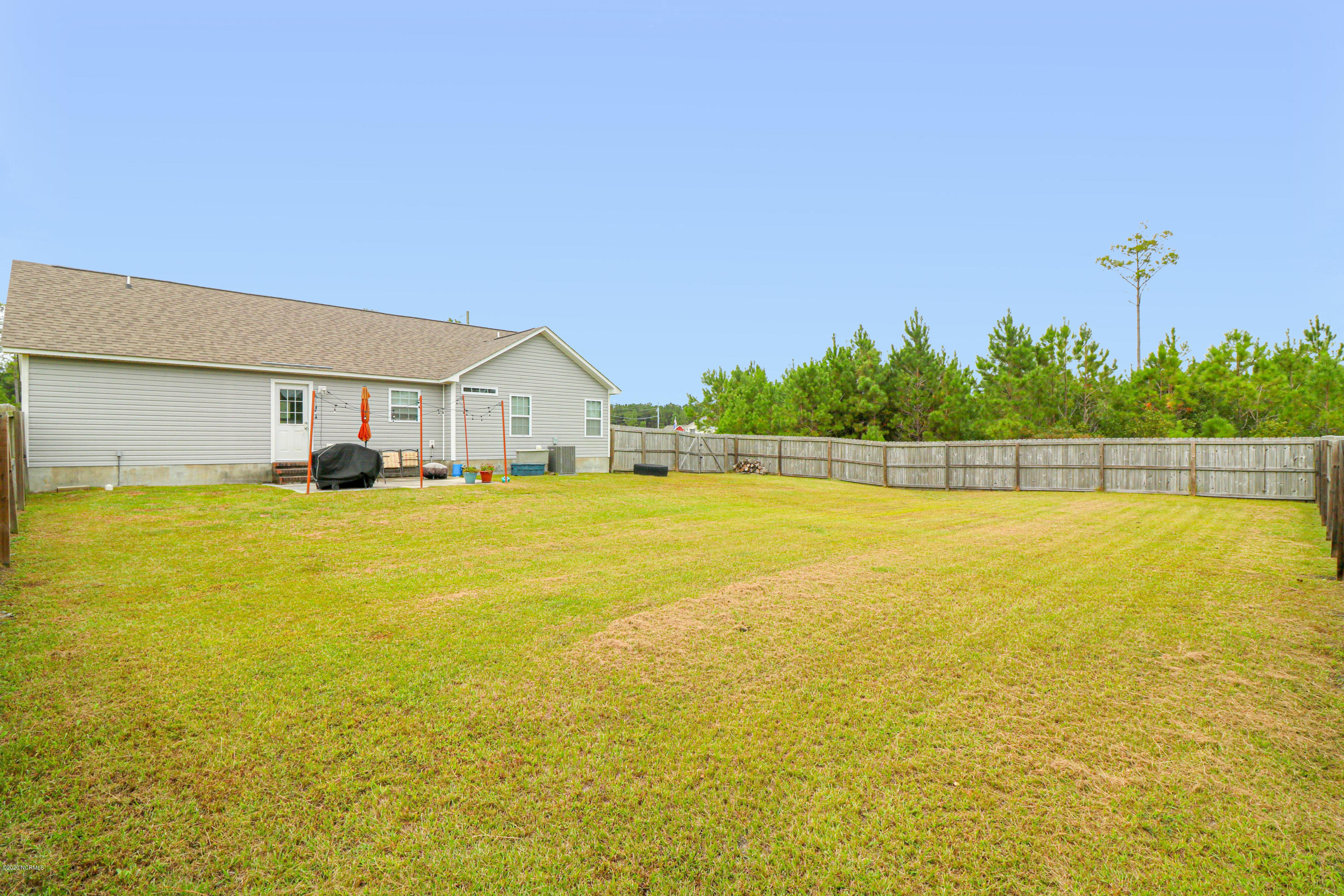 310 Basil Court Hubert, NC 28539 - Photo 18 of 24 IMG_8690