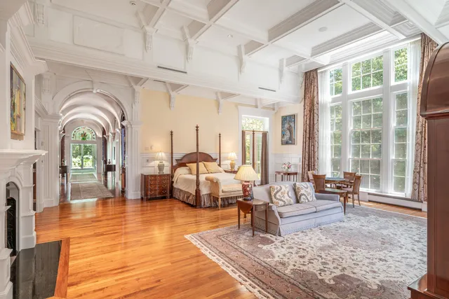 $3,950,000 | 3 Canter Lane, Cape Elizabeth, ME 04107