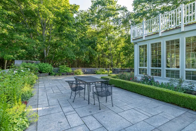 $3,950,000 | 3 Canter Lane, Cape Elizabeth, ME 04107