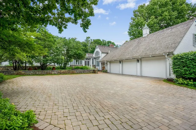 $3,950,000 | 3 Canter Lane, Cape Elizabeth, ME 04107