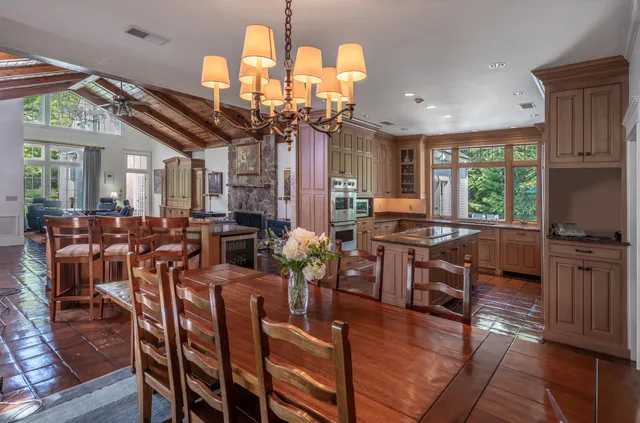 $3,950,000 | 3 Canter Lane, Cape Elizabeth, ME 04107