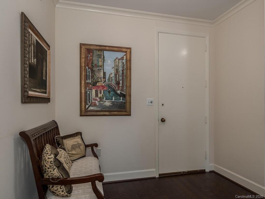 850 Cherokee Road Charlotte, NC 28207 - Photo 3 of 21 Gallery Image 3