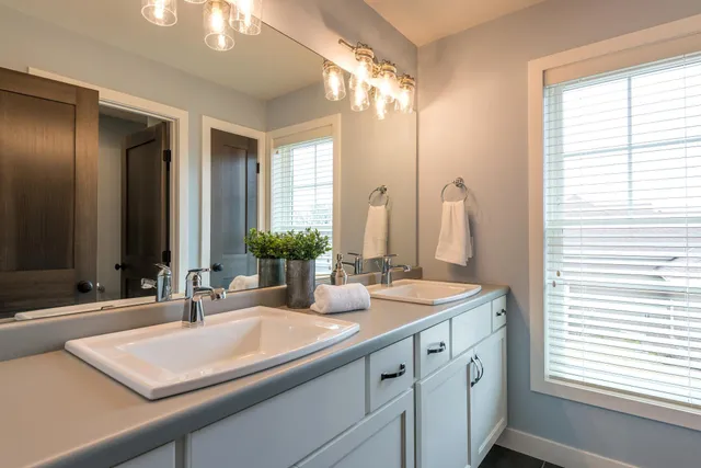 $746,000 | 4636 Fable Road North, Hugo, MN 55038