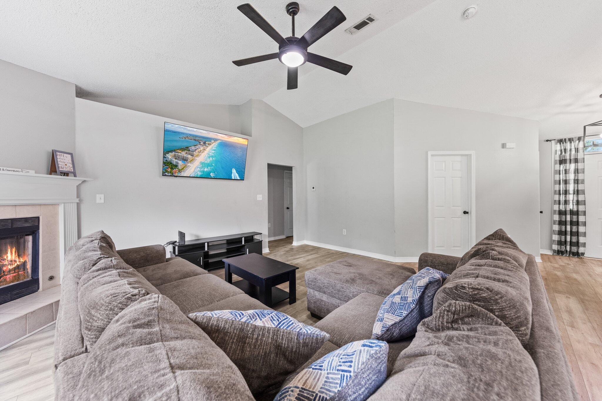 5123 Whitehurst Lane Crestview, FL 32536 - Photo 14 of 34 Moore Media_4