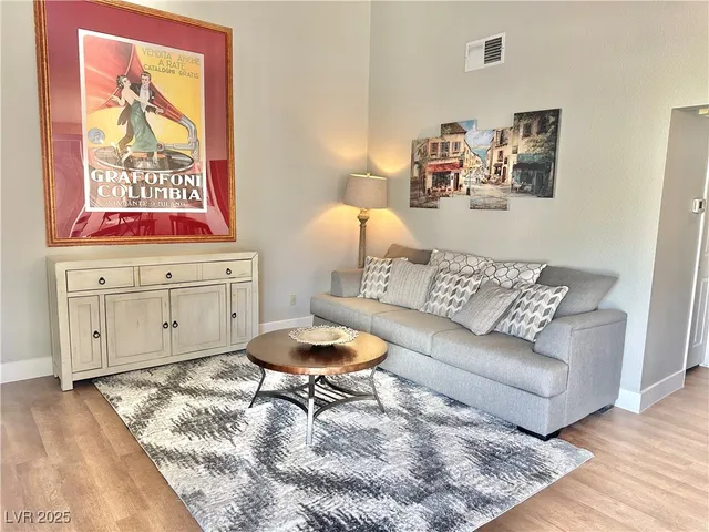 $2,195 | 2716 Lodestone Drive, Las Vegas, NV 89117