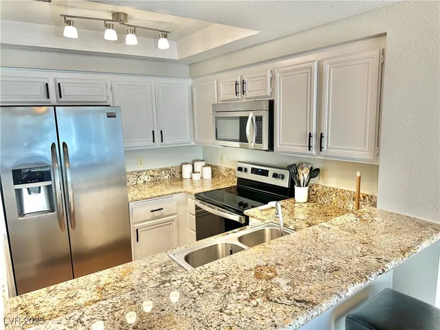 $2,195 | 2716 Lodestone Drive, Las Vegas, NV 89117