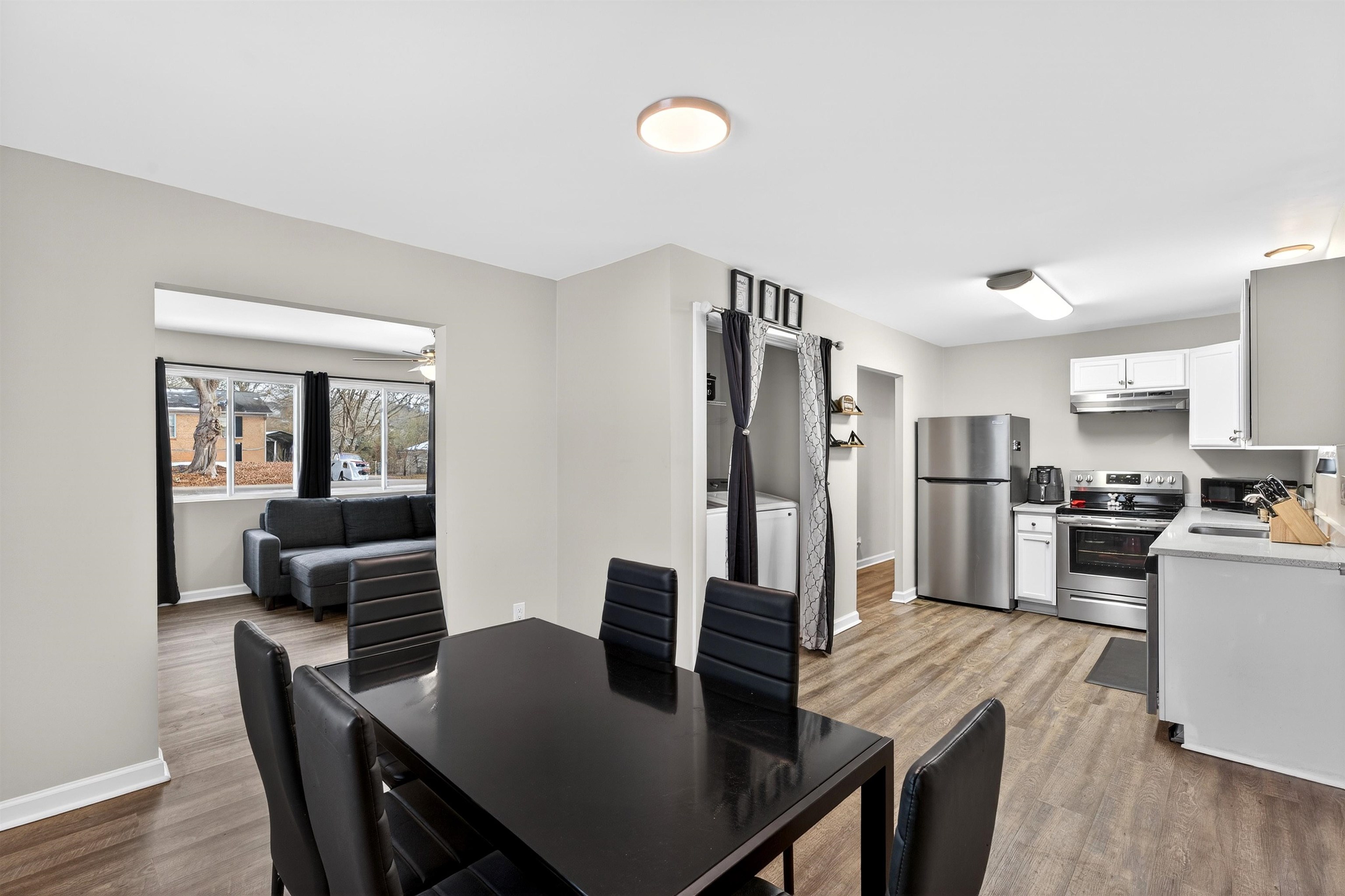 102 State Rd S-42-9793 Greer, SC 29651 - Photo 7 of 32