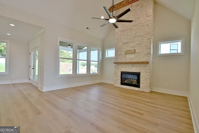 $679,900 | 40 Greylock Crk Drive, Senoia, GA 30276