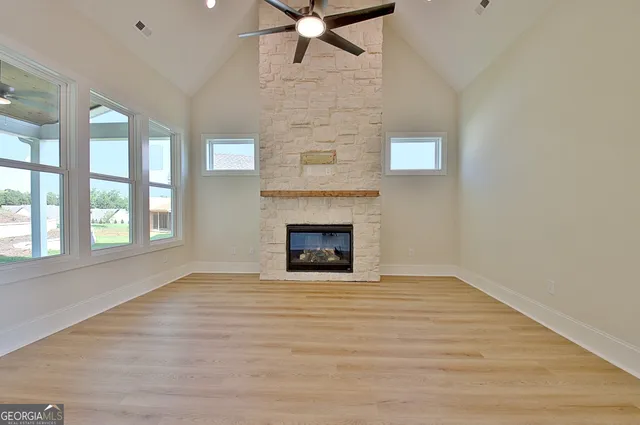 $679,900 | 40 Greylock Crk Drive, Senoia, GA 30276