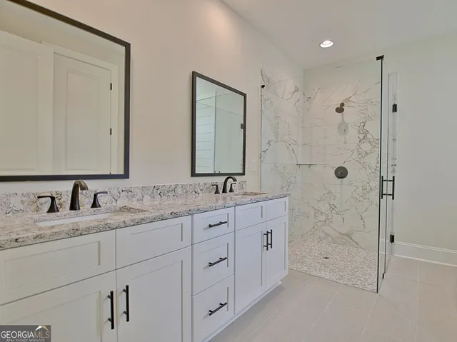 $679,900 | 40 Greylock Crk Drive, Senoia, GA 30276