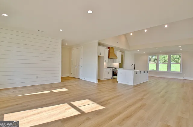 $679,900 | 40 Greylock Crk Drive, Senoia, GA 30276