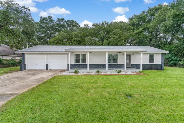 $385,000 | 734 Green Street, Fort Walton Beach, FL 32547