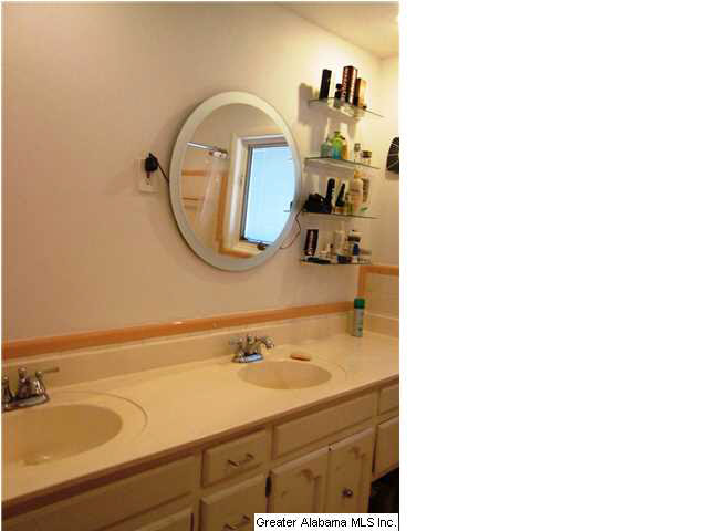 4417 Overlook Road Birmingham, AL 35222 - Photo 20 of 32