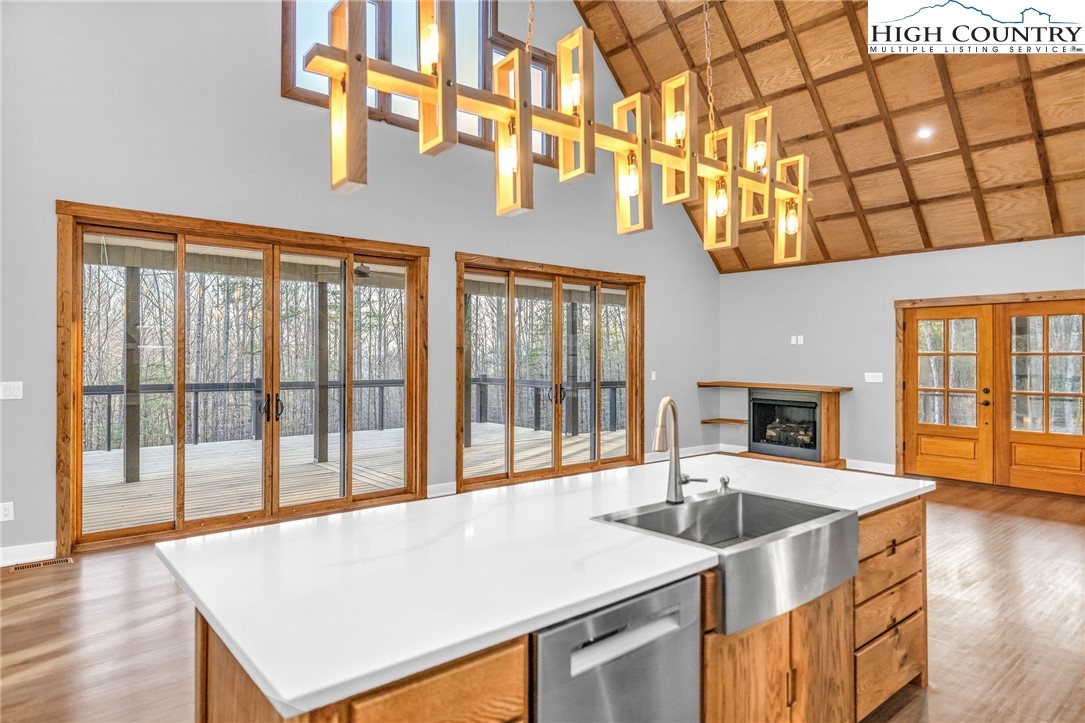 250 Noahs Ridge Fleetwood, NC 28626 - Photo 15 of 50