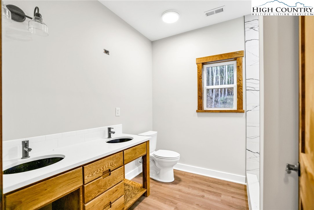 250 Noahs Ridge Fleetwood, NC 28626 - Photo 32 of 50