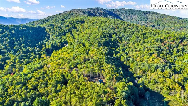 $1,155,000 | 250 Noahs Ridge, Fleetwood, NC 28626