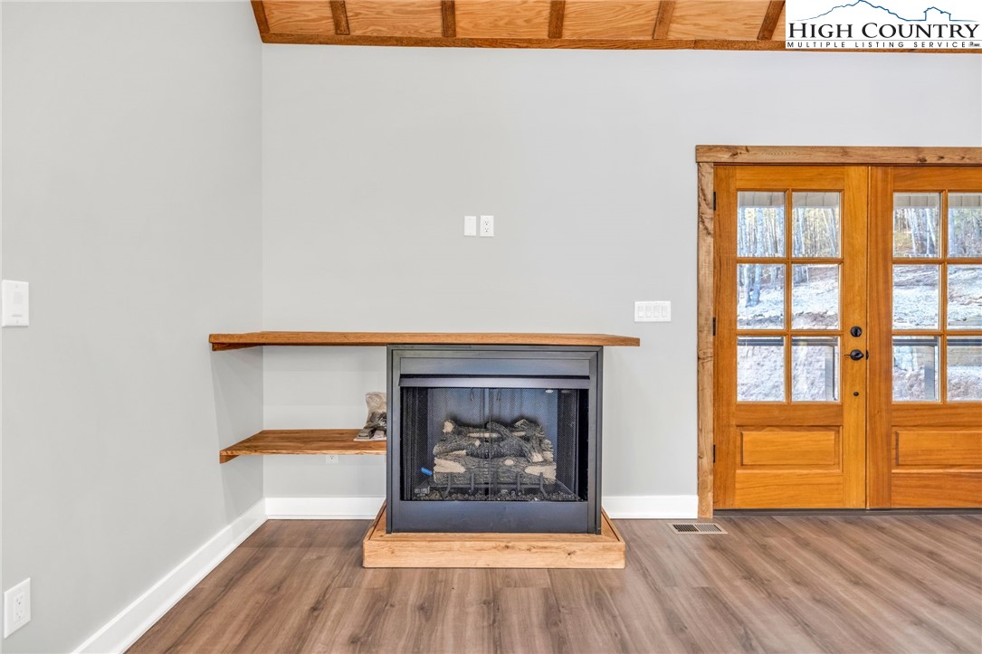 250 Noahs Ridge Fleetwood, NC 28626 - Photo 9 of 50