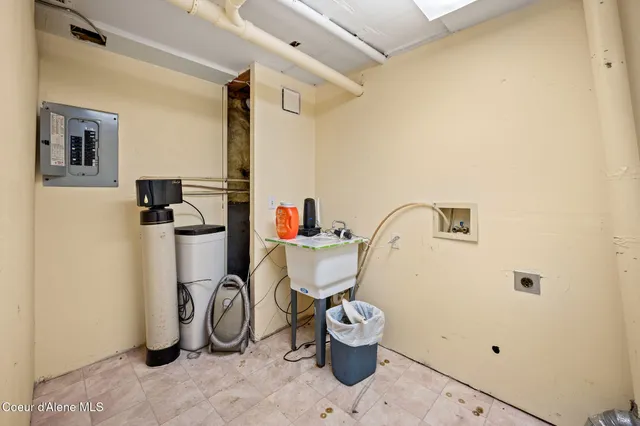 $925,000 | 11494 North Avondale Loop, Hayden, ID 83835