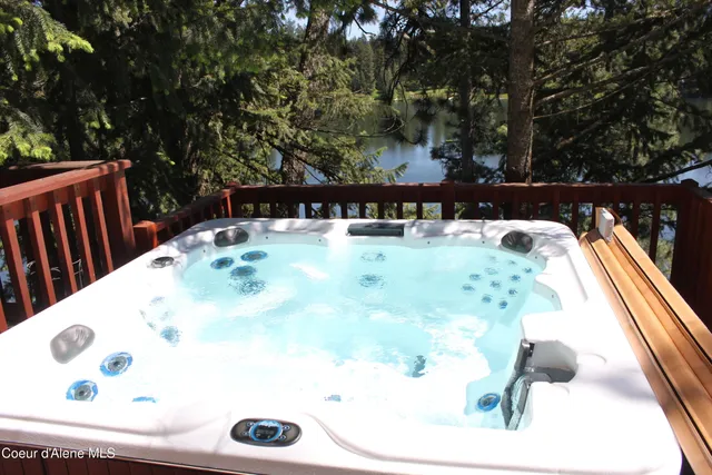 $925,000 | 11494 North Avondale Loop, Hayden, ID 83835