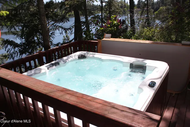 $925,000 | 11494 North Avondale Loop, Hayden, ID 83835