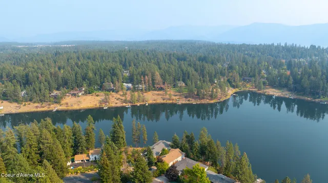 $925,000 | 11494 North Avondale Loop, Hayden, ID 83835