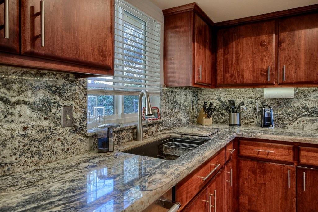 2394 Rainbow Road Mariposa, CA 95338 - Photo 20 of 43 Gallery Image 20