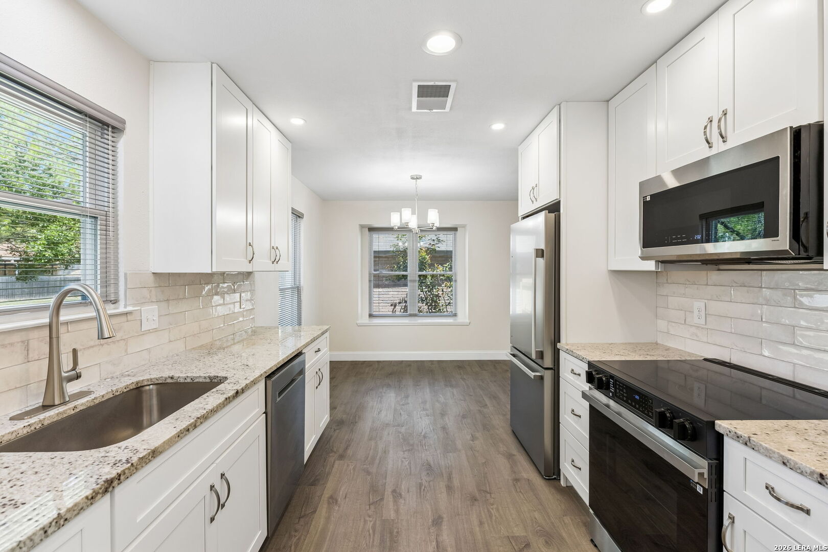 14106 George Road San Antonio, TX 78231 - Photo 13 of 44