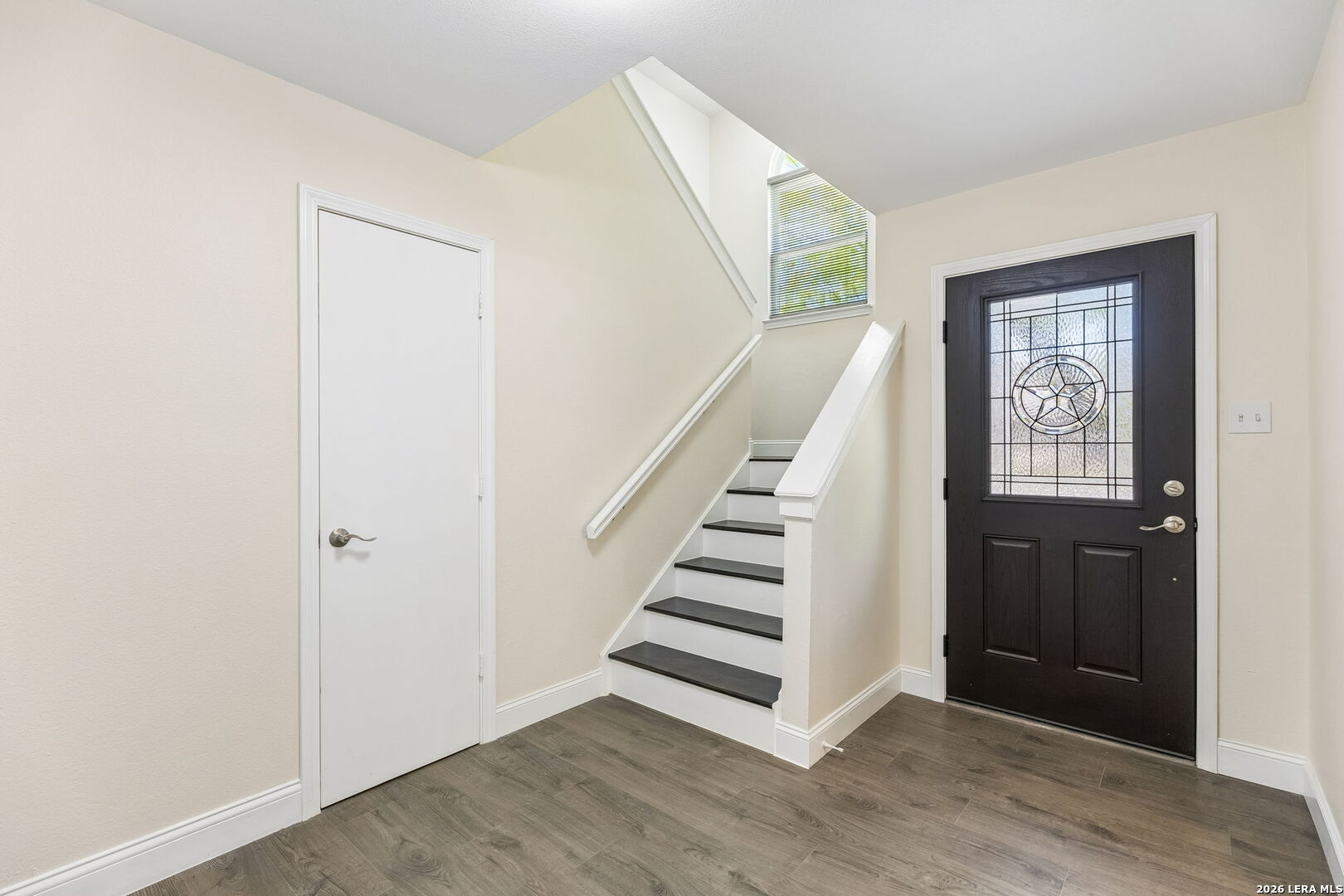 14106 George Road San Antonio, TX 78231 - Photo 9 of 44