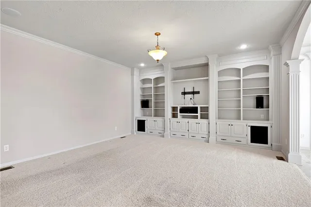 $499,000 | 4641 Southwest Soldier Drive, Lee's Summit, MO 64082