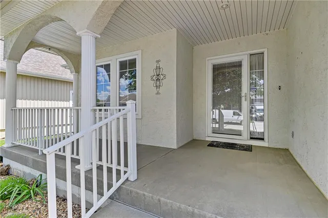 $499,000 | 4641 Southwest Soldier Drive, Lee's Summit, MO 64082