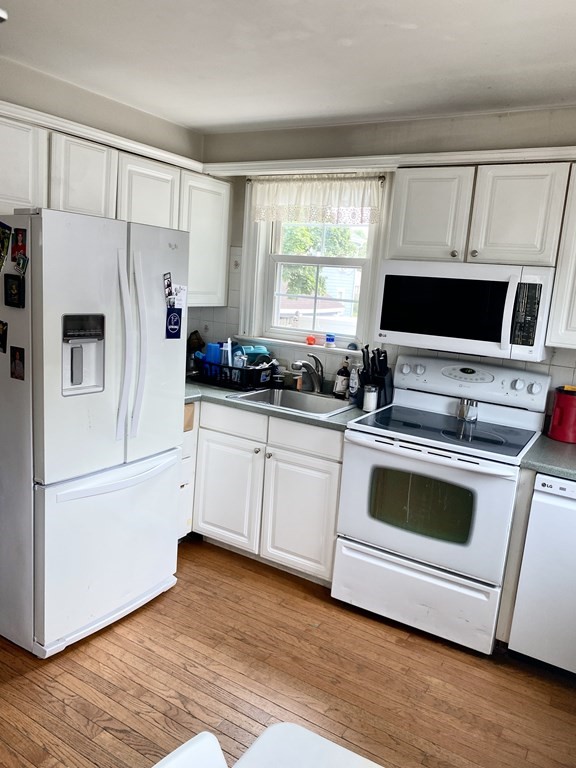 5 Trask Street Danvers, MA 01923 - Photo 3 of 7