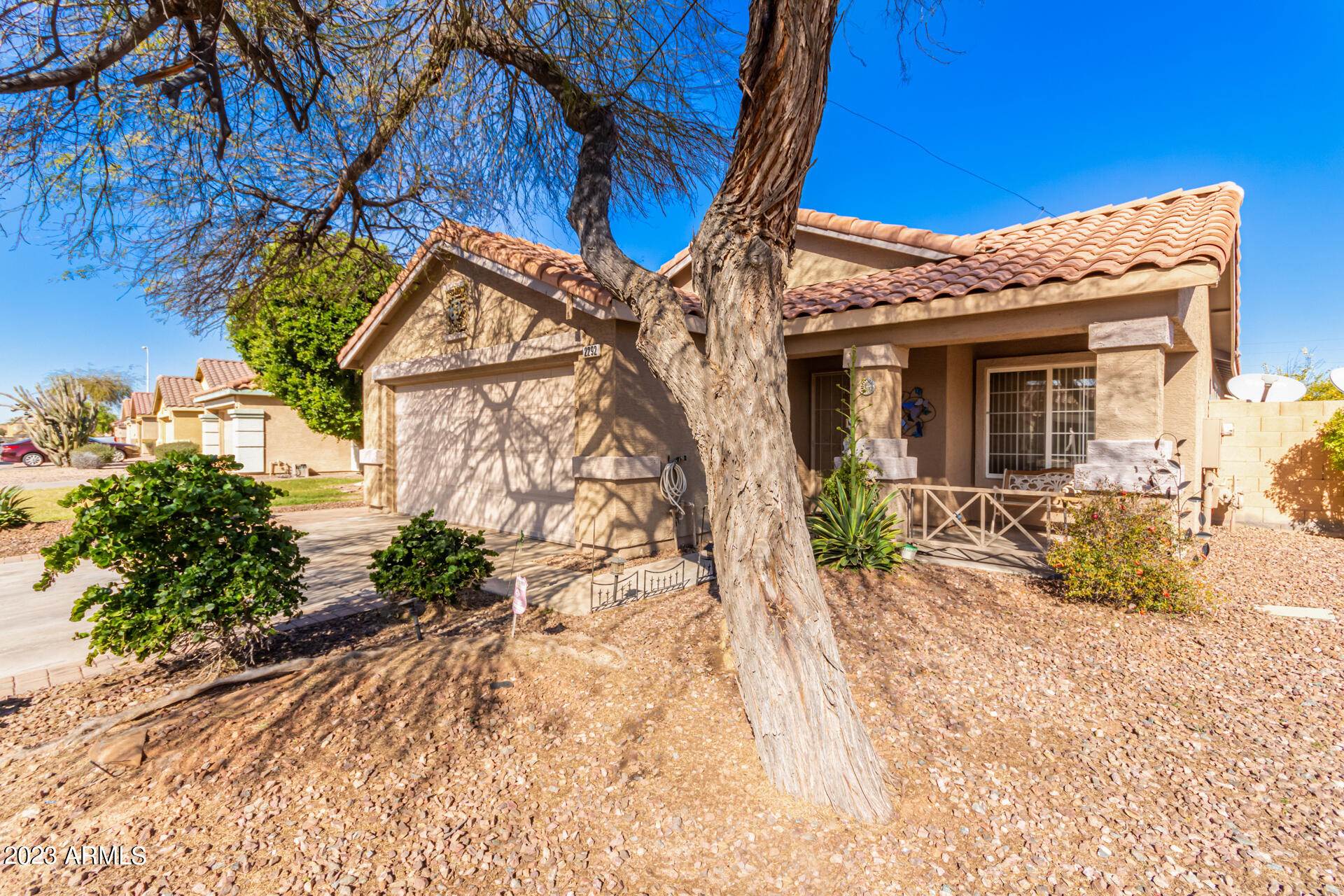 2292 East Springfield Place Chandler, AZ 85286 - Photo 3 of 24 03-Springfield