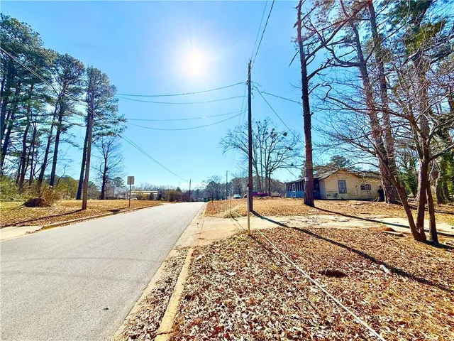 $159,000 | 1924 Peters Road, Tucker, GA 30084