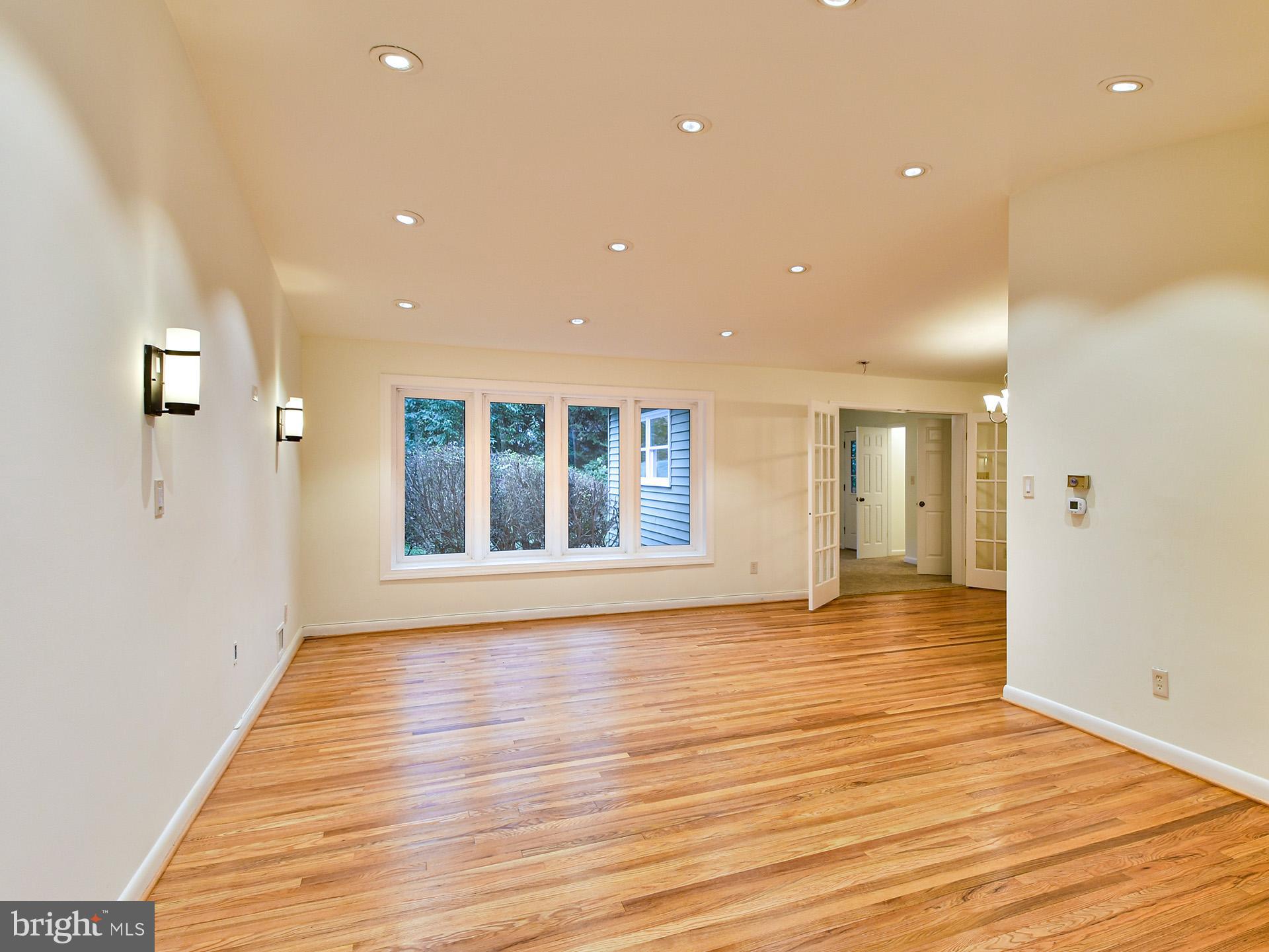 1113 Dunoon Road Silver Spring, MD 20903 - Photo 2 of 32