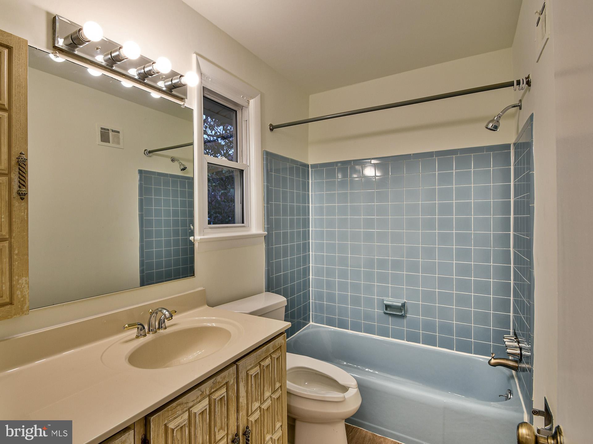 1113 Dunoon Road Silver Spring, MD 20903 - Photo 11 of 32