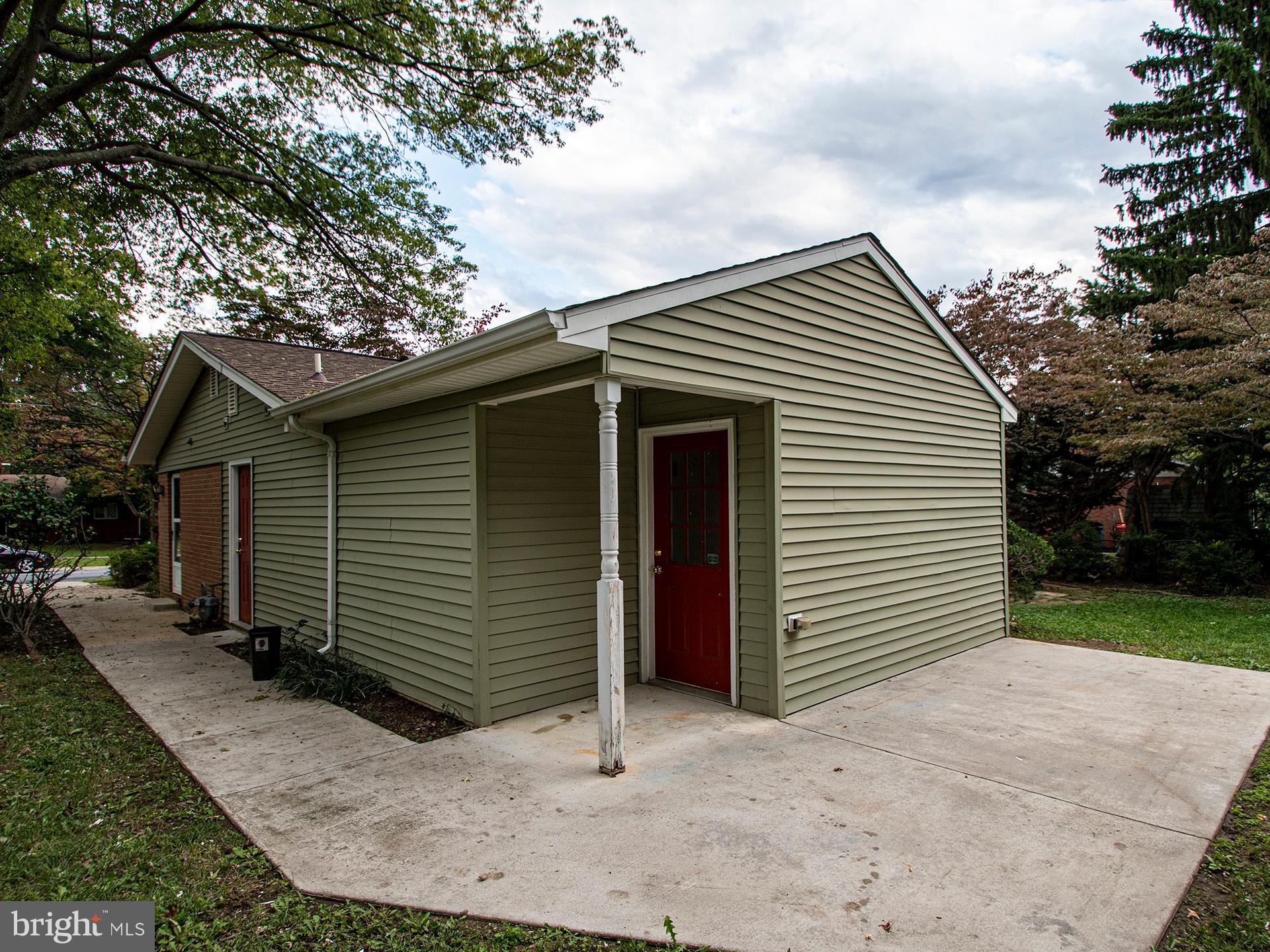 1113 Dunoon Road Silver Spring, MD 20903 - Photo 29 of 32