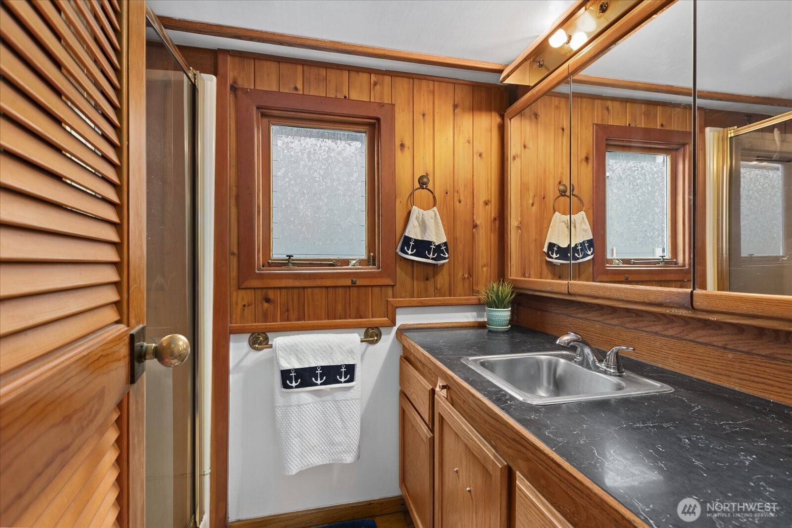 2143 North Northlake Way, Unit 47 Seattle, WA 98103 - Photo 16 of 39