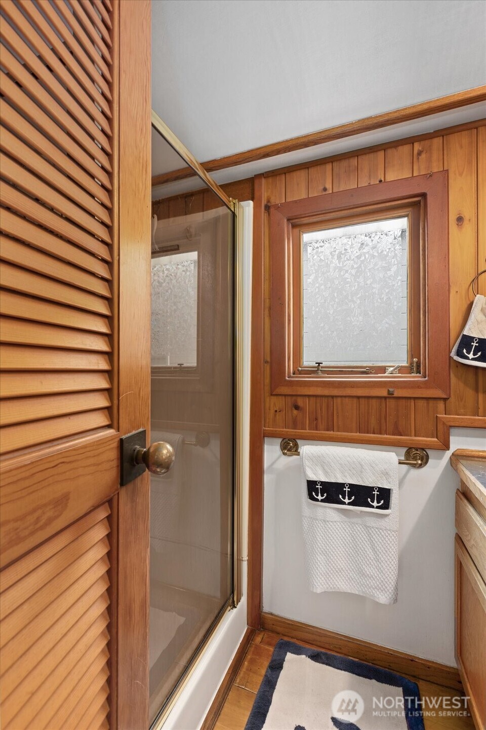 2143 North Northlake Way, Unit 47 Seattle, WA 98103 - Photo 17 of 39