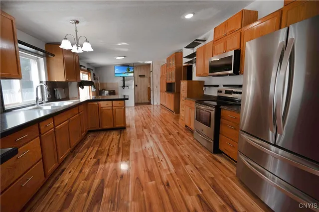 $159,900 | 104 Mortz Road, Warren, NY 13407