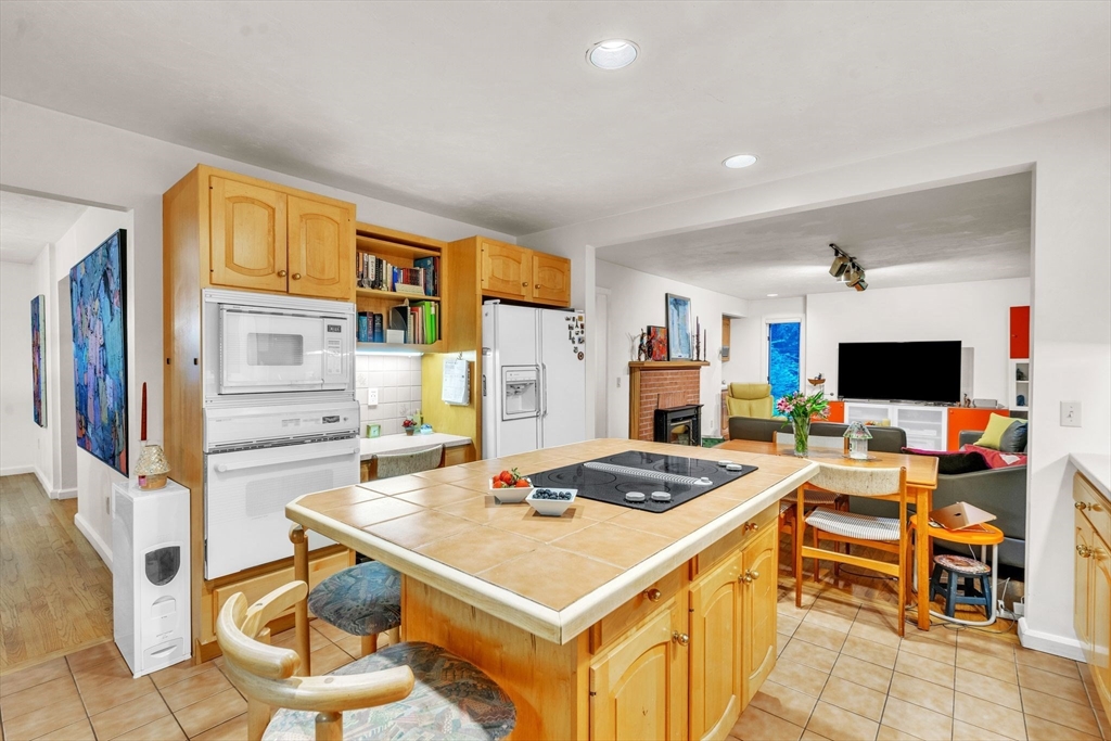 23 Woodlot Road Amherst, MA 01002 - Photo 15 of 42 Gallery Image 15