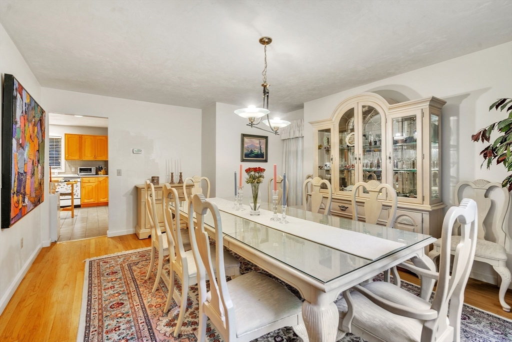 23 Woodlot Road Amherst, MA 01002 - Photo 6 of 42 Gallery Image 6