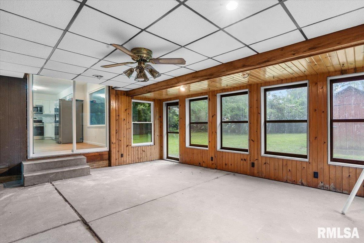 66 West Hazel Dell Lane Springfield, IL 62703 - Photo 31 of 39